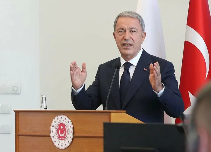 Bakan Akar: Çok yakında ilk geminin Ukrayna limanlarından ayrıldığını duyacağız