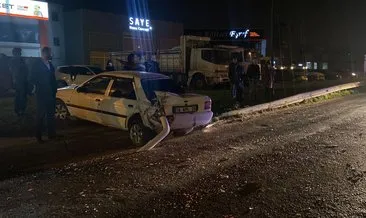 Bursa’da TIR, kırmızı ışıkta bekleyen 2 otomobili biçti: 3 yaralı