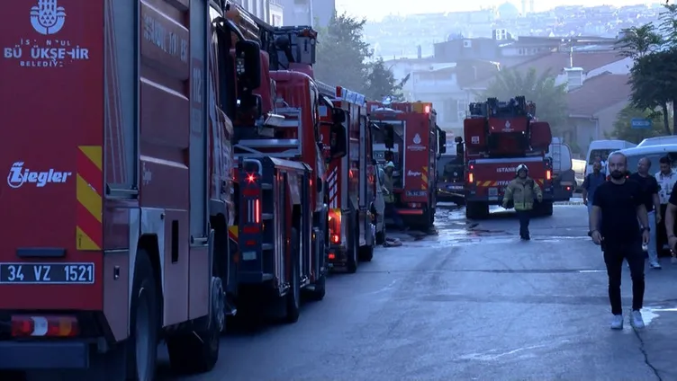 İstanbul Güngören’de korku dolu anlar: 4 katlı kumaş atölyesi kül oldu!