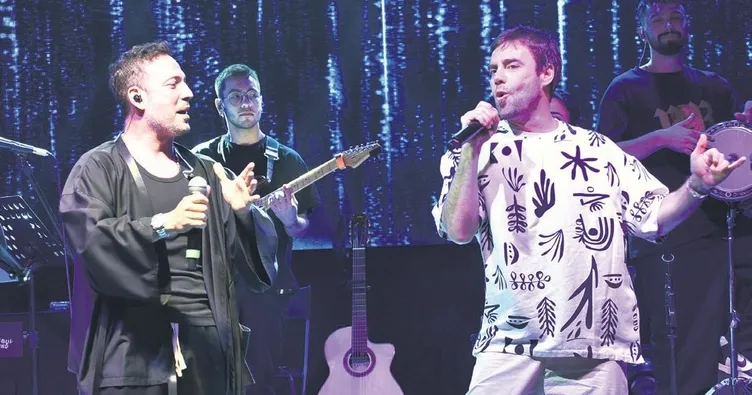 Dostları yalnız bırakmadı