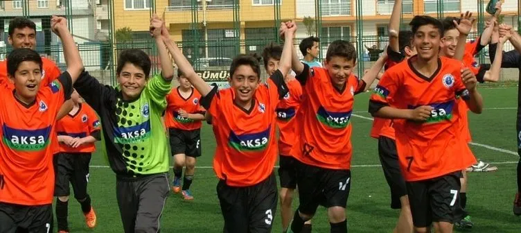 Süper Lig ekipleri genç yıldızları kaptı!