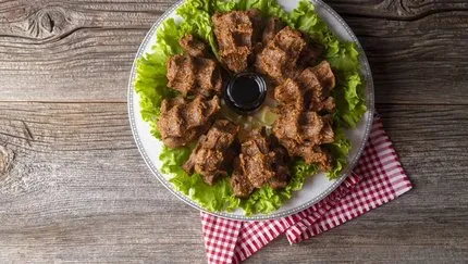 Vedat Milör’e çiğ köftecilerden cevap gecikmedi: Büyük tartışmada yeni perde!  Çiğ köfte mi kısır mı?