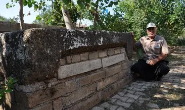 Camideki musalla taşı, Roma dönemine ait lahit çıktı