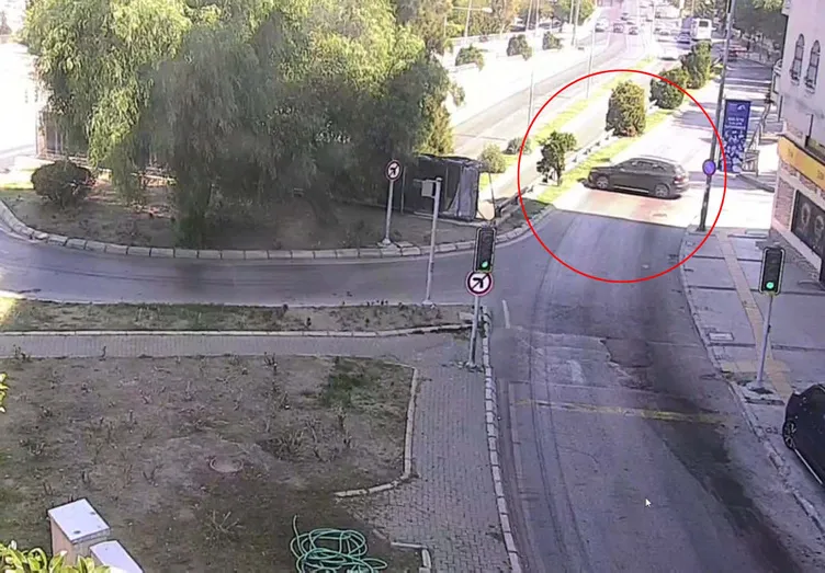 SON DAKİKA: İzmir Konak’ta araç köprüden düştü! 3 ölü var!