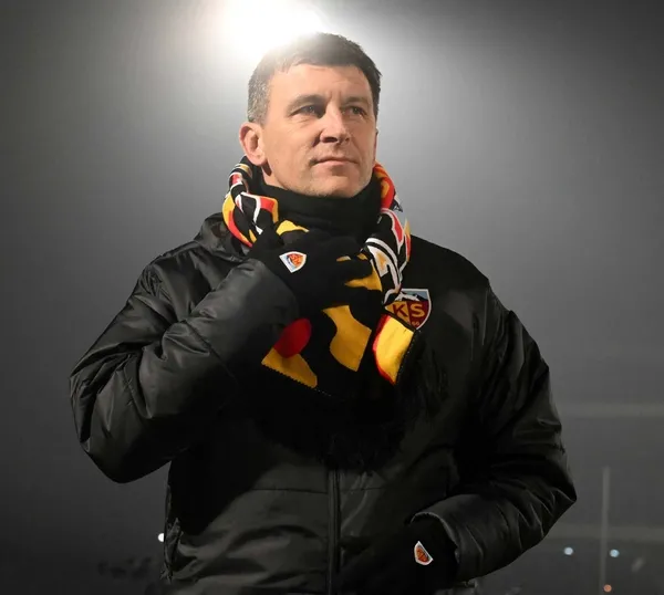 hull-city-teknik-direktorunden-osimhen-itirafi-o-olmazsa-1778218479110.jpeg
