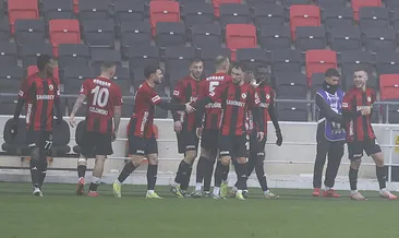 SÜPER LİG: Gaziantep FK hata yapmadı, Antalya’yı 3 golle geçti!