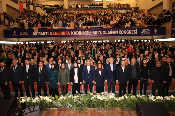 ak-parti-sanliurfa-il-kadin-kollari-7-olagan-kongresi-gerceklesti-1738569660970.jpg