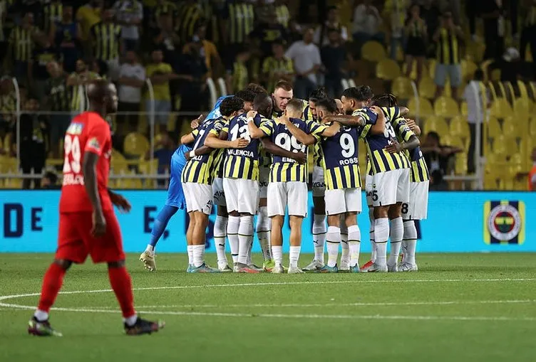 Son dakika Fenerbahçe transfer haberi: Fenerbahçe forvet transferinde aradığını buldu! Maxi Gomez sonrası Kanarya’dan dev hamle...
