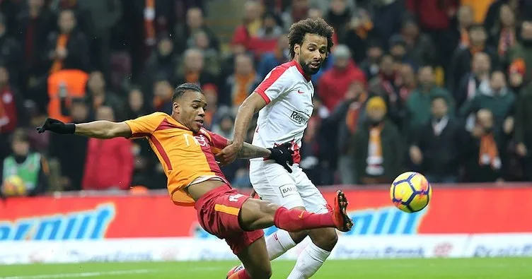 Galatasaray, Antalyaspor’a karşı zorlanıyor
