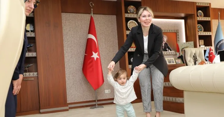 Mucize bebek ilk adımlarını attı