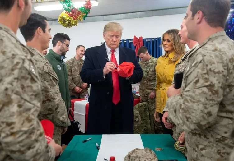 Trump’tan Irak’taki Amerikan askerlerine sürpriz ziyaret