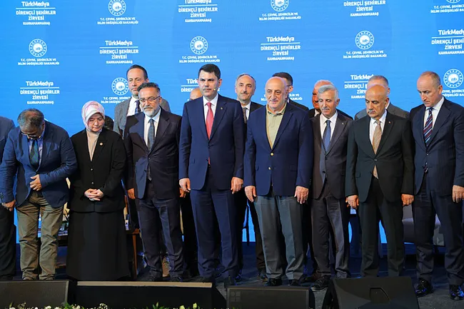 bakan-kurumdan-devlet-yoktu-iddialarina-sert-yanit-biz-soz-verdiysek-yapariz-1785598850751.jpg
