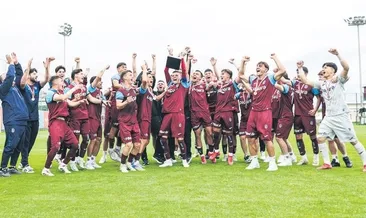 Şampiyon kupasını aldı