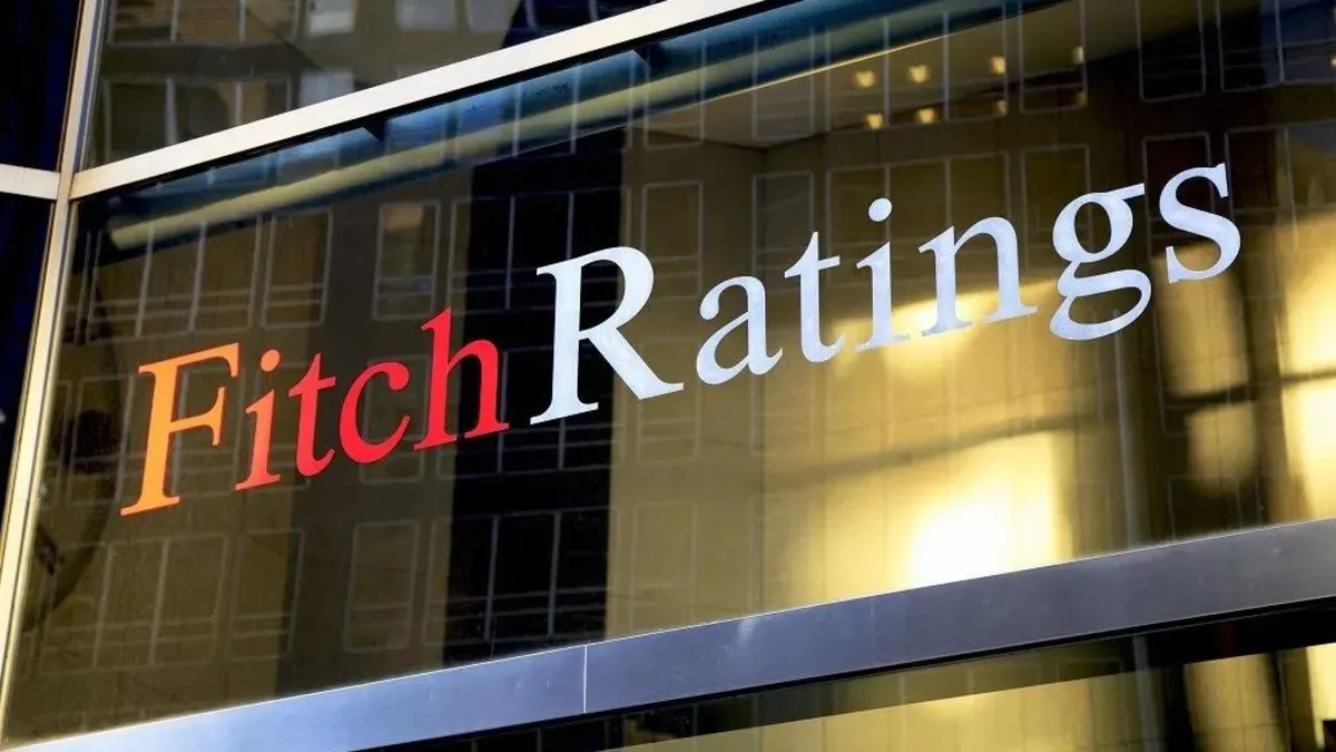 Fitch, Türkiye’nin kredi notu görünümünü ‘pozitif’e çevirdi Fitch, Türkiye’nin kredi notu görünümünü ‘pozitif’e çevirdi