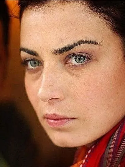 Aynalı Tahir’in biricik aşkı Zümrüt yıllardır teknede yaşıyor! İşte 46’lık güzel Yeşim Büber’in son hali...