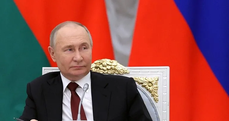 Rusya’da hükümet, Putin’in göreve resmen başlamasının ardından istifa etti