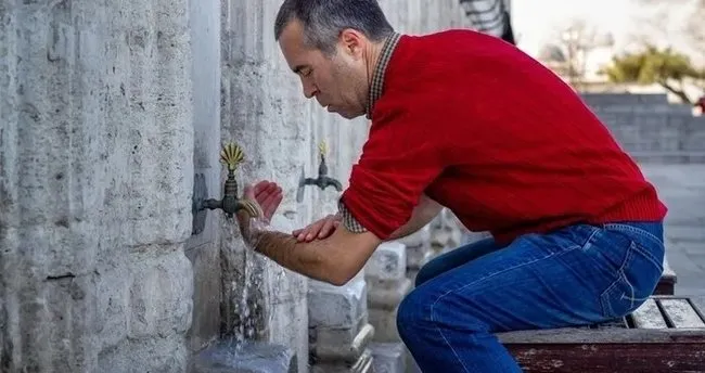Abdest Nasıl Alınır? Kadın ve Erkek İçin Sırasıyla Abdest Alınışı Adımları