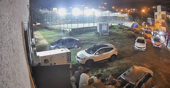 dugun-sonrasi-yasanan-otopark-kavgasinda-3-cocuk-babasi-evlatlarinin-gozu-onunde-basindan-vurularak-can-verdia-1781598698768.jpg