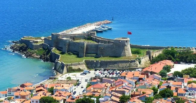 Bozcaada Nerede? Bozcaada Nereye Bağlı, Hangi İlde Ve Nasıl Gidilir?