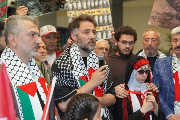 israilin-alikoydugu-trabzonlu-aktivist-yurda-dondu-1779607760017.jpg