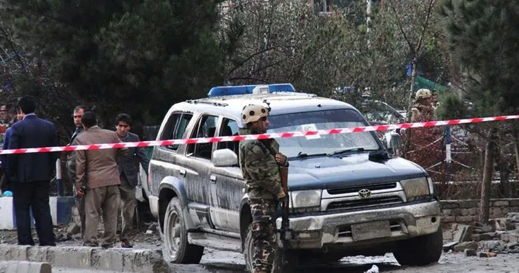 Afganistan’da bomba yüklü araçla yapılan saldırıda en az 15 kişi öldü