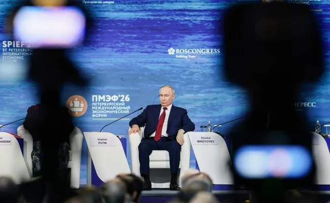 rusya-devlet-baskani-putin-zelenskiy-ile-bir-gorusme-belirli-anlasmalara-varildiktan-sonra-mumkun-olabilir-1780681410554.jpg Rusya Devlet Başkanı Putin: Zelenskiy ile bir görüşme belirli anlaşmalara varıldıktan sonra mümkün olabilir