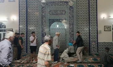 Depremde hasar gören camiyi incelerken öldü! #manisa
