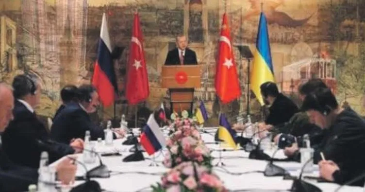 Rus Kommersant: Türkiye herkesi masaya çağırıyor