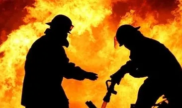 Arnavutköy’de fabrika çatısında yangın