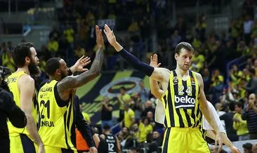 Valencia Basket’in guardı Loyd’tan Fenerbahçe’ye geçmiş olsun mesajı