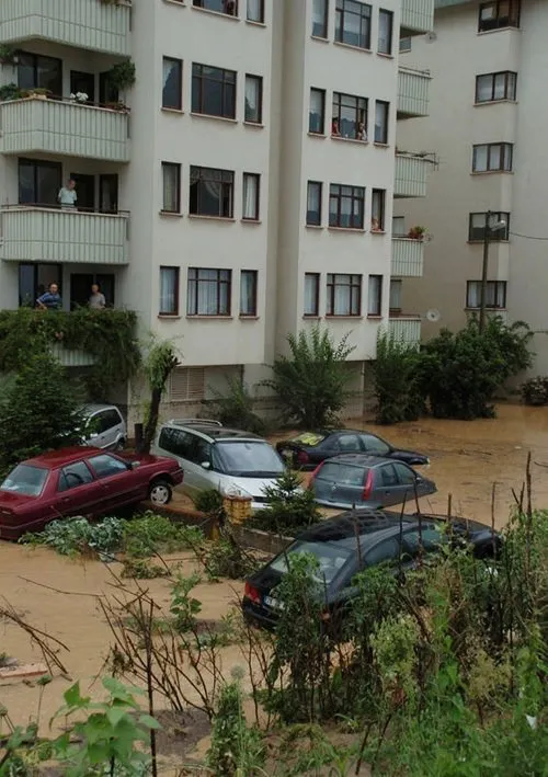 Giresun’da sel