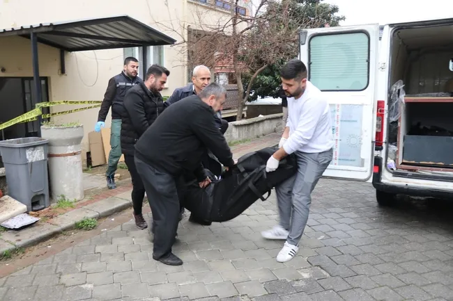 denizlide-aci-olay-ise-gitmek-icin-uyandi-korkunc-manzarayla-karsilasti-1709902360428.jpg