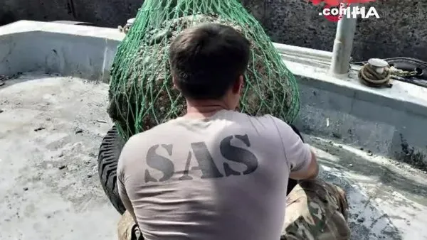 Riva’da balıkçıların bulduğu mayın SAS timi tarafından imha edildi