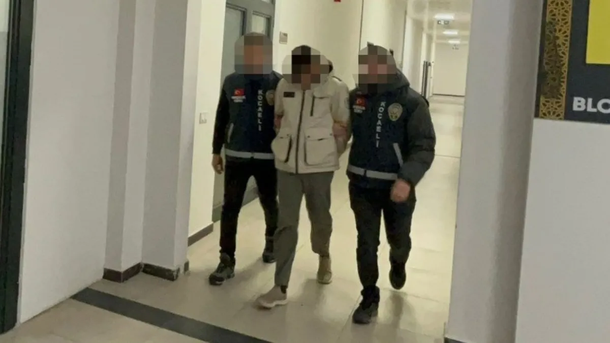 Çelik kasayı çaldı kıskıvrak yakalandı