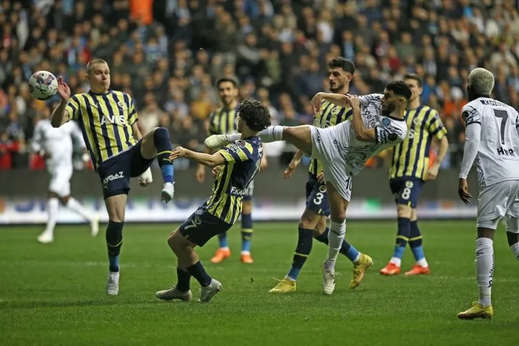 Son dakika Fenerbahçe haberleri: Jorge Jesus’un Hakem Ali Palabıyık’a söyledikleri ortaya çıktı! Adana Demirspor maçında kırmızı kart görmüştü...
