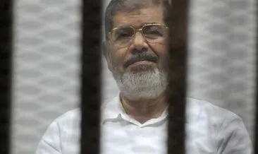 Tutuklu devrik lider Mursi’den yıllar sonra ilk fotoğraf