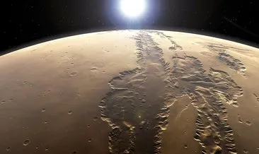 Mars’tan gelen kareler büyüledi! Kızıl Gezegen’in her iki tarafından da...