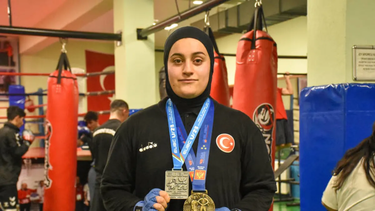 Milli böksörümüz Şeyma Düztaş, yarı finalde! Milli böksörümüz Şeyma Düztaş, yarı finalde!