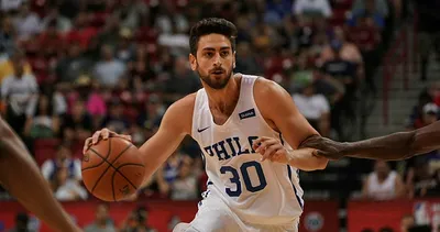 Furkan Korkmaz’dan Raptors potasına 16 sayı