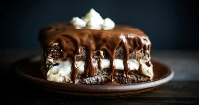 Tadını damakta bırakan mükemmel bir ağlayan pasta tarifi burada! Nefis