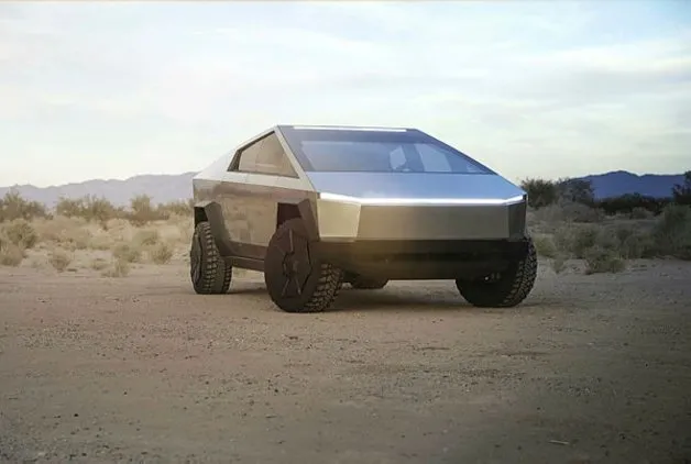 TESLA DUYURDU! CYBERTRUCK'IN YENİ MODELİ GELİYOR