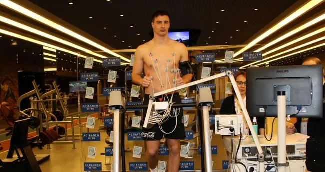 Mitrovic kontrolden geçti