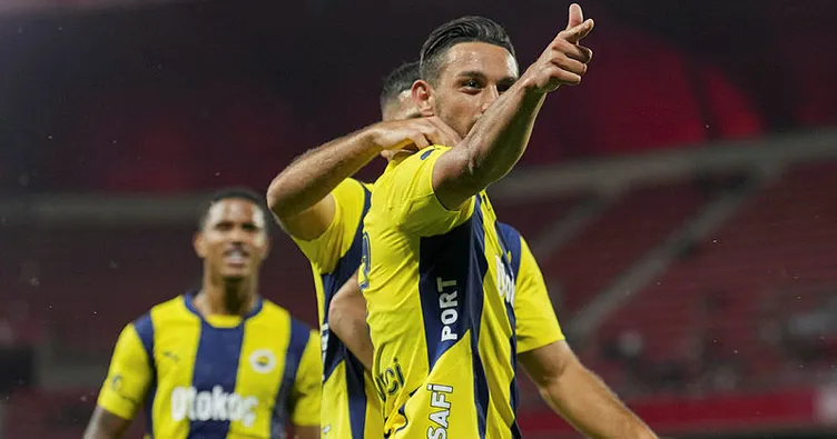 İrfan Can Kahveci’den Yusuf Dikeç pozu