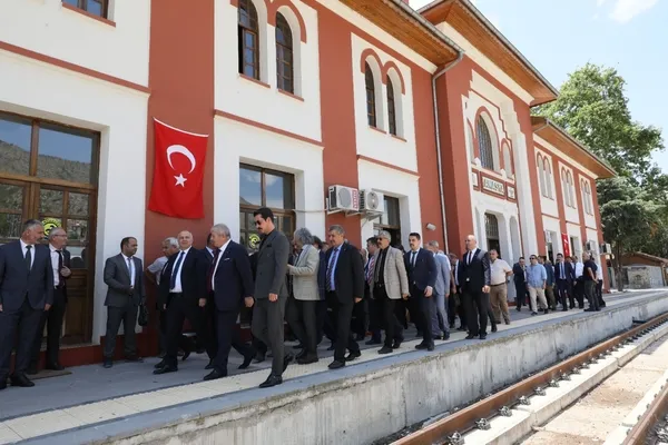 amasya-samsun-tren-seferleri-yeniden-basladi-1655812392348.jpg