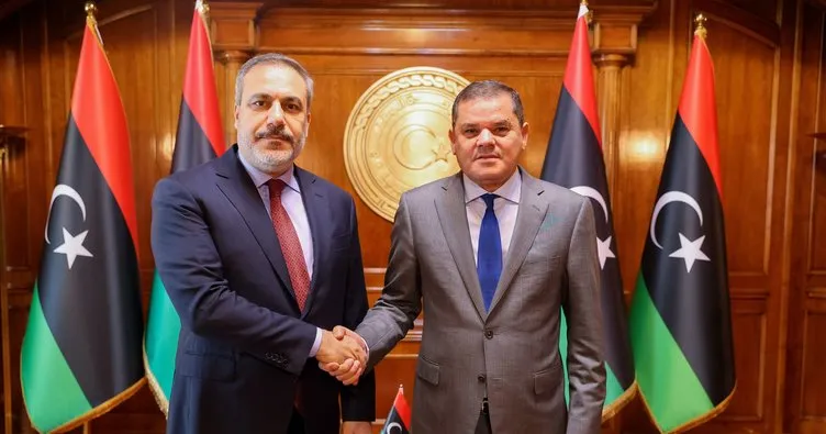 MİT Başkanı Fidan Libya Başbakanı Dibeybe ile görüştü