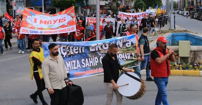 Erzincan’da 1 Mayıs kutlandı
