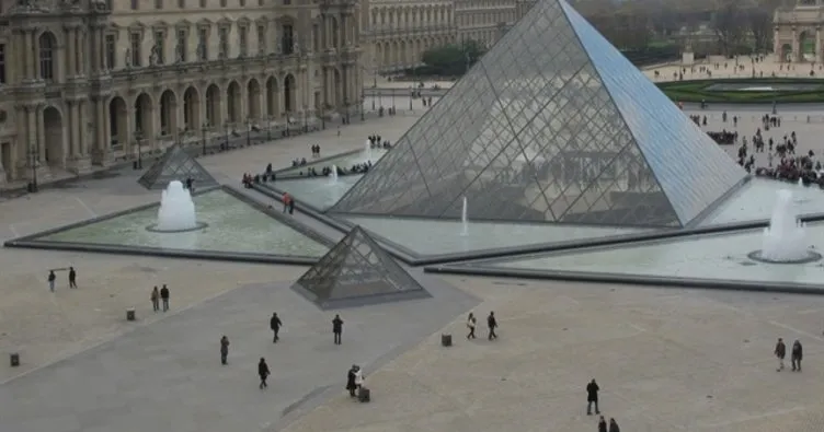 Louvre Müzesi tahliye edildi