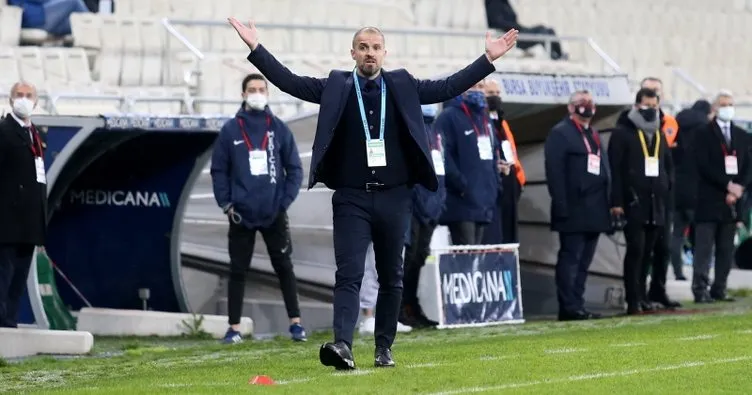 Bursaspor teknik direktör Mustafa Er ile yeniden anlaştı