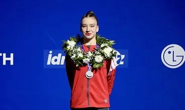 Ayşe Begüm’den gümüş madalya