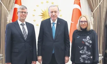 4 büyükelçiden güven mektubu